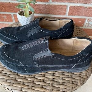 Naturalized suede slip-on shoes size 10